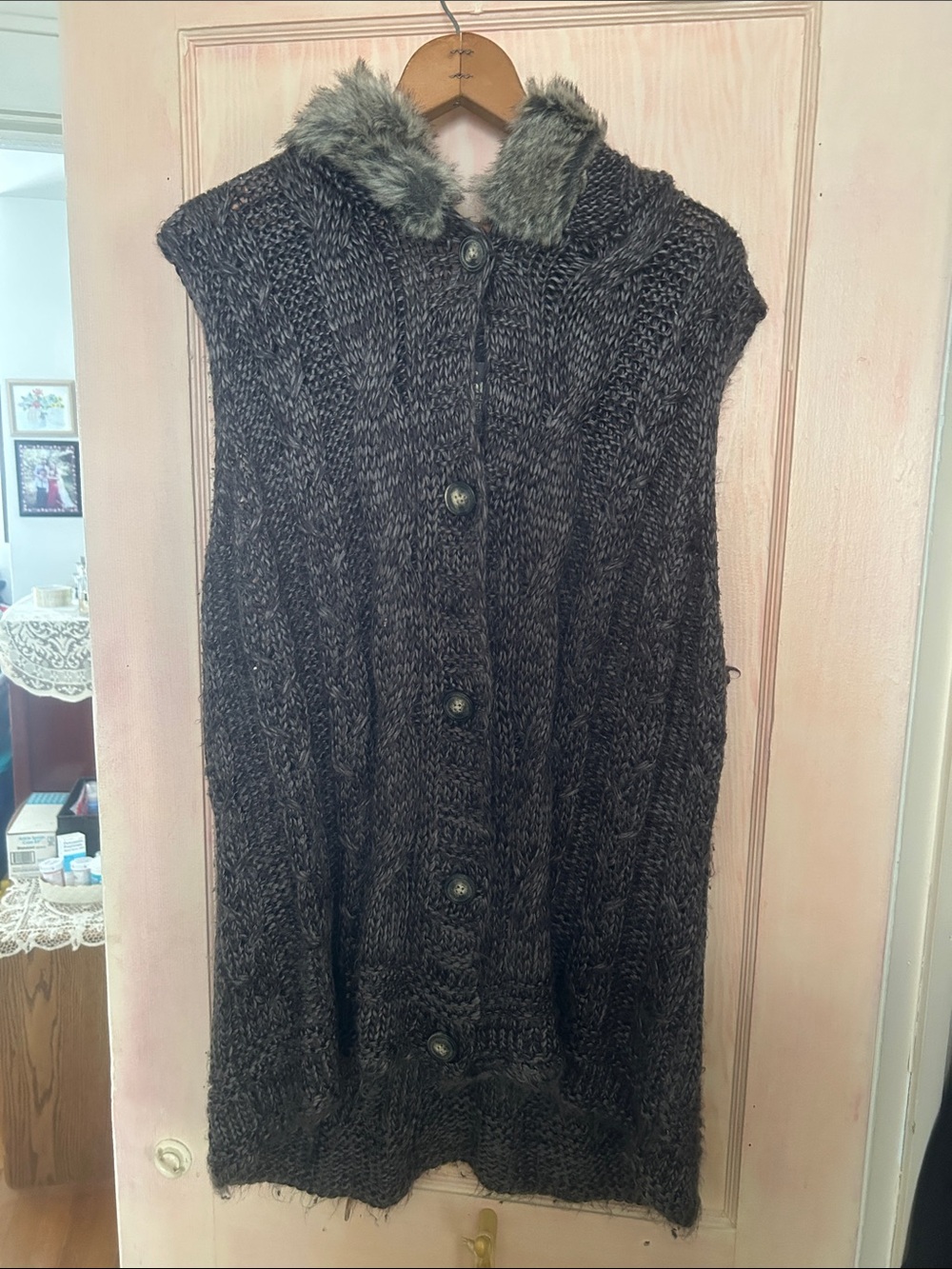 Natural Reflections Dark Charcoal Knit Sleeveless Cardigan with Faux-Fur Collar